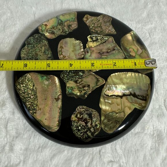 Vintage kitschy Handmade Abalone Shell Trivet Hot Plate By Betty's Shells - Picture 5 of 5